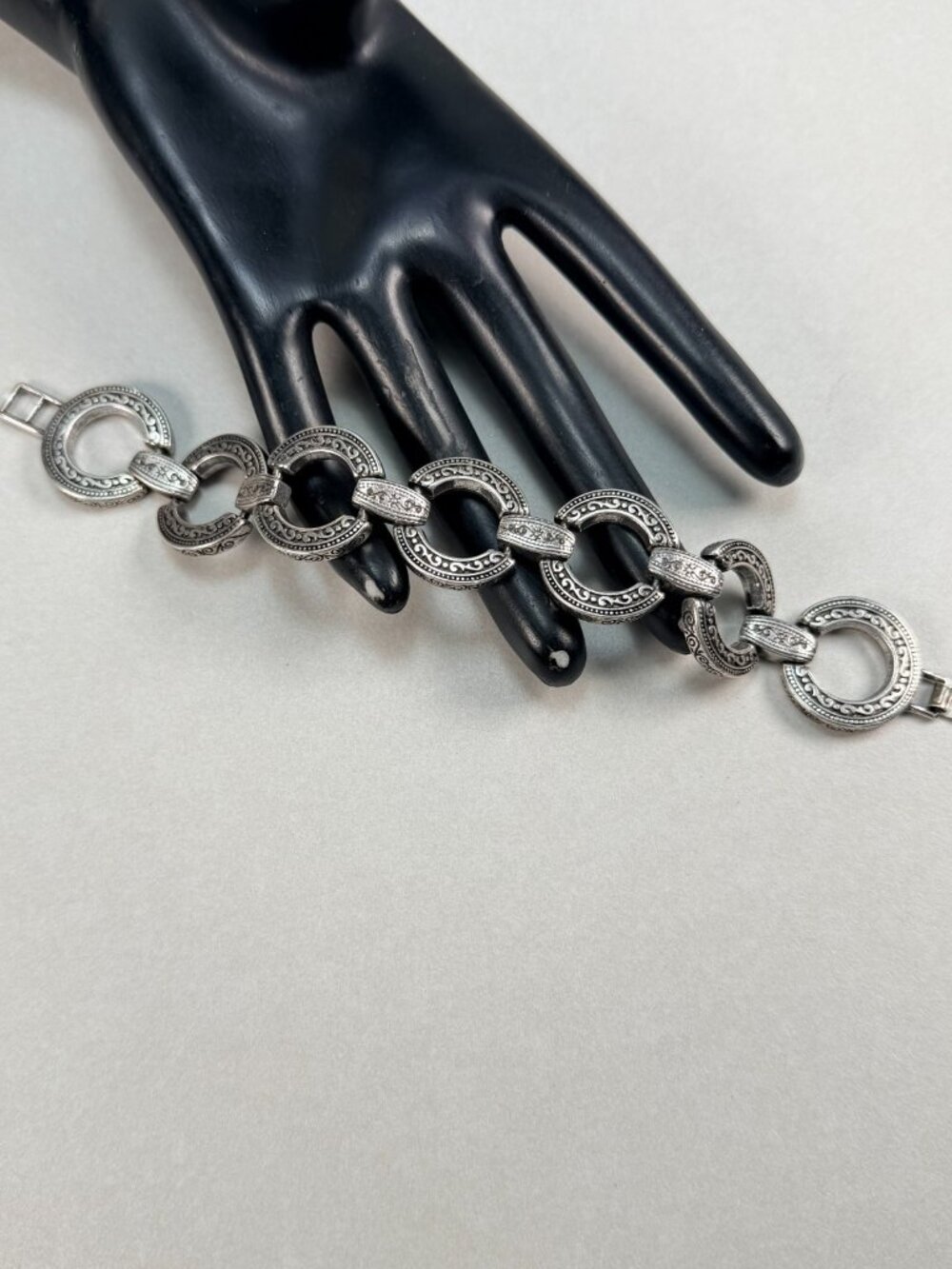 Brighton Silver Tone Ornate Circle Link Bracelet Chunky Statement Jewelry 7.5”